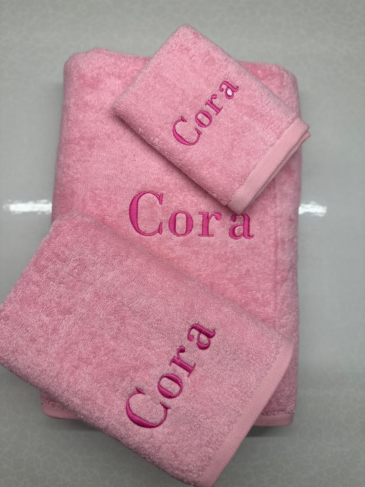 Embroidered Hand Towels, Personalized Bath Towel Set, Custom Turkish Bath Towels, Monogrammed Towel Sets - Monogram Towel with Initial