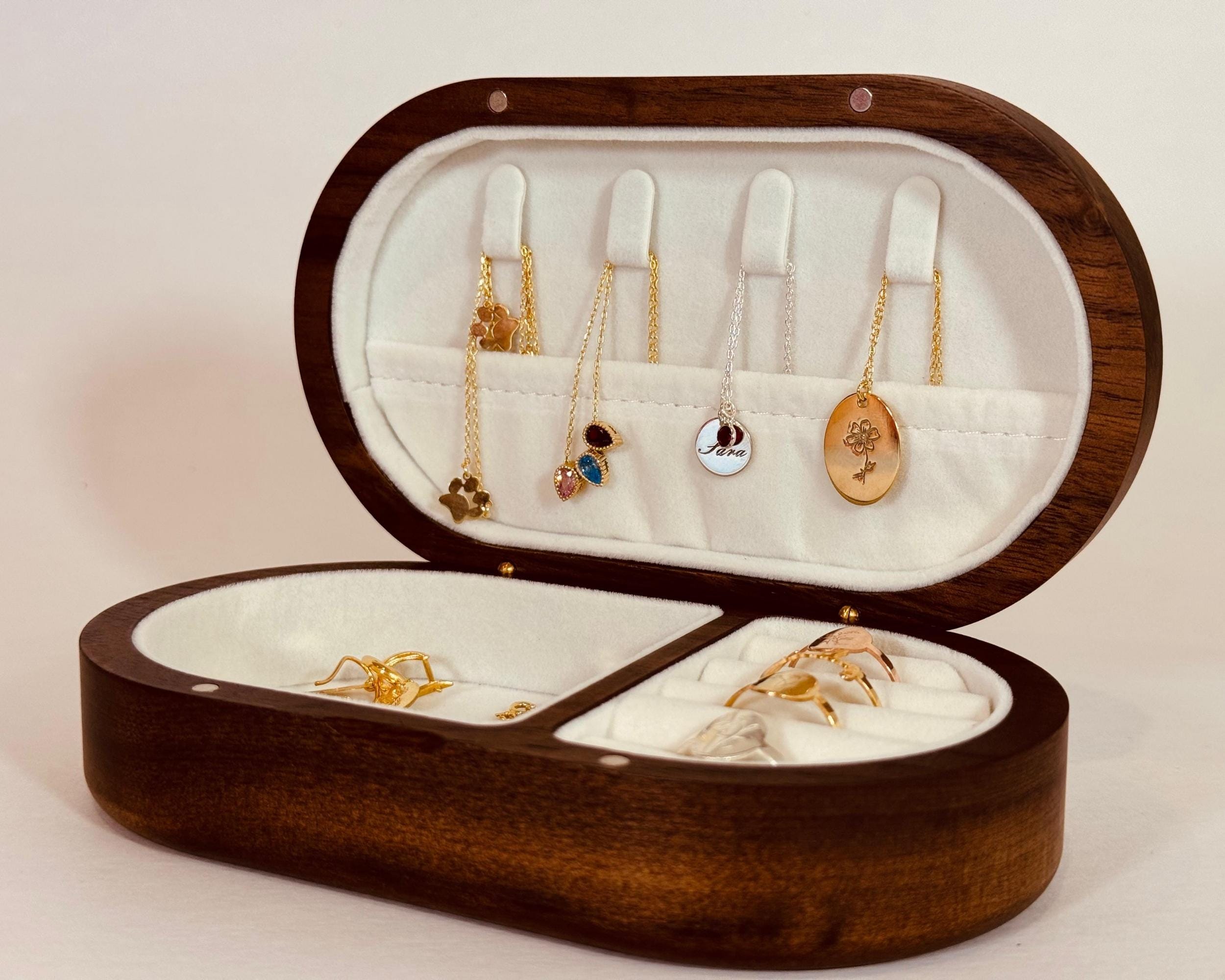 Mothers Day Gift, Unique Gifts for Her Mom, Custom Engraved Jewelry Box, Personalized Mom Gift, Walnut Jewelry Organizer, Bridesmaid Gifts